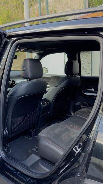 2023 Mercedes GLB200d AMG LINE