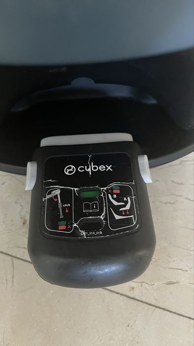 Conjunto Cybex: Ovinho Aton M Gold + Carrinho passeio Eezy S Twist+, Base Isofix Aton M e adaptadores