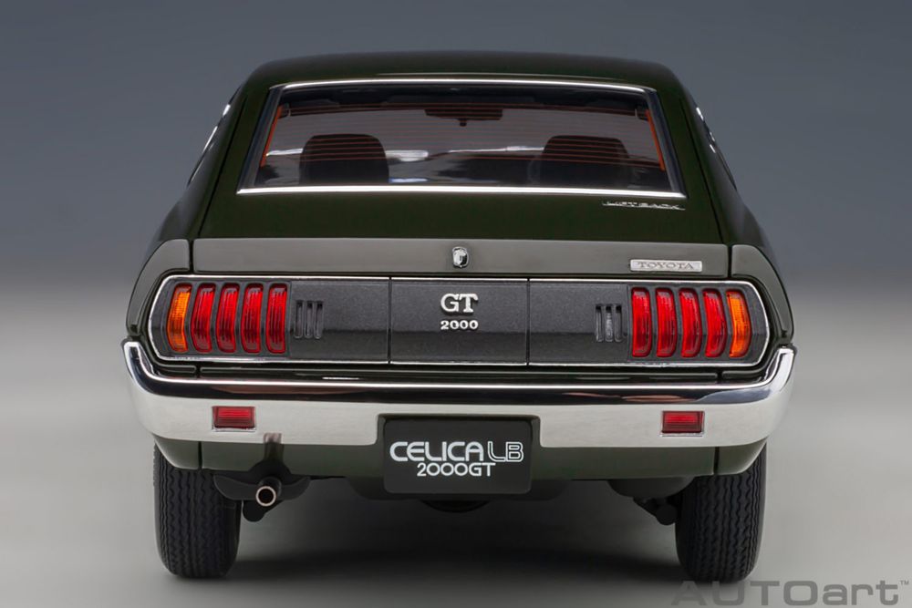 AUTOart Toyota Celica liftback 2000GT RA25 skala 1/18