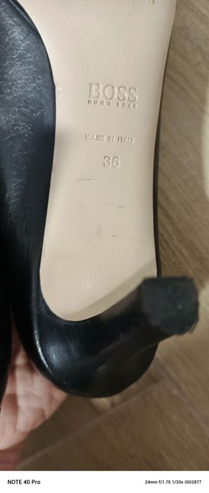 Czółenka damskie Hugo Boss 36