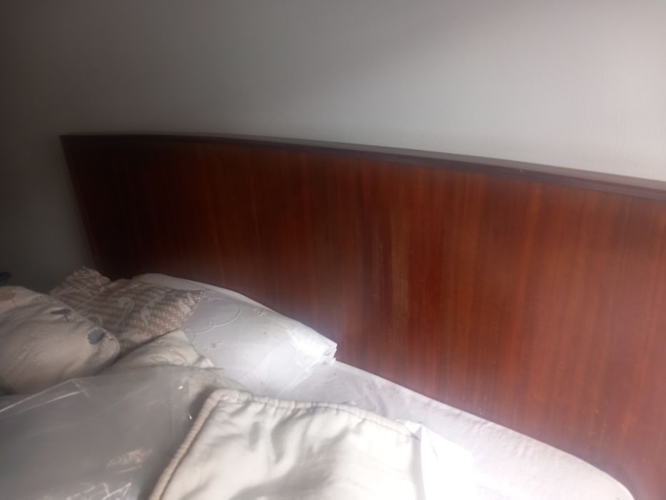 Cama de casal  com colchão