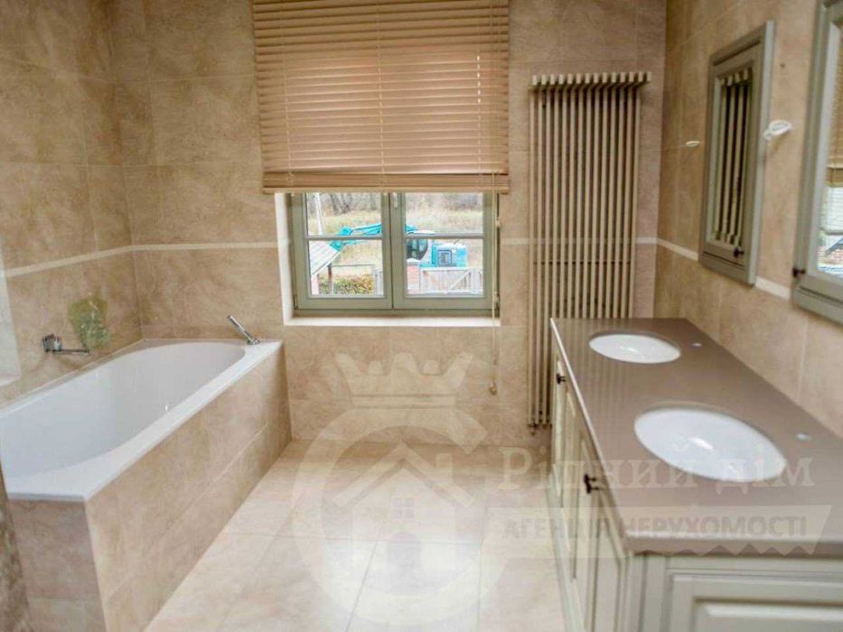 Продаж екслюзивного будинку Великі Дмитровичі Обухівський р-н