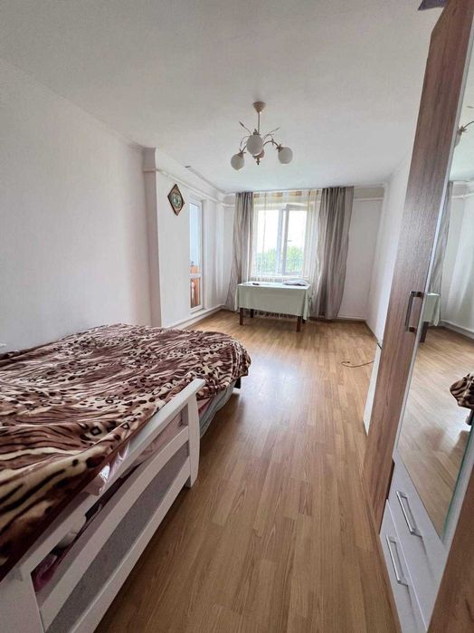 2-кімнатна з ремонтом, меблями і технікою — заїжджай і живи