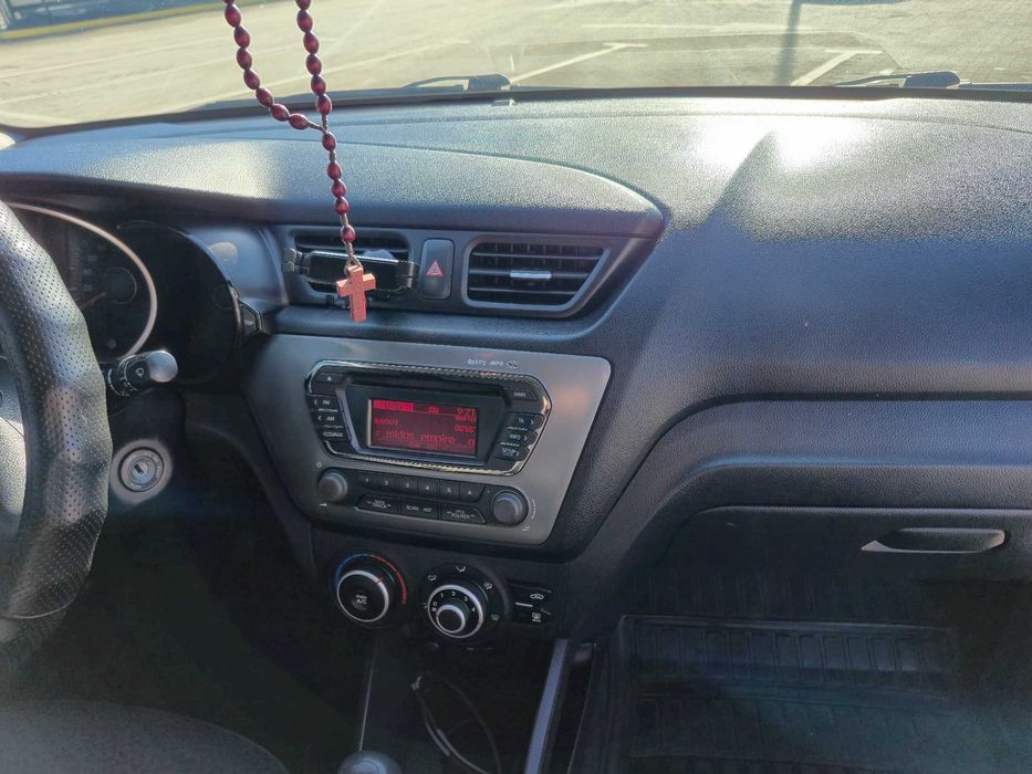 Продам кіа ріо 2013р