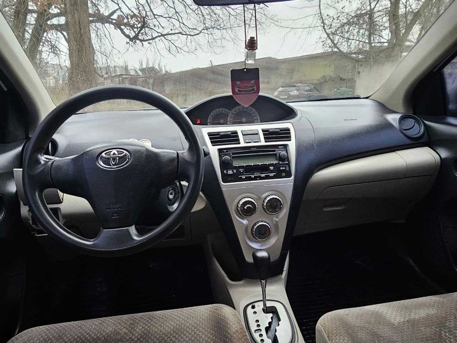 Toyota Yaris 2007