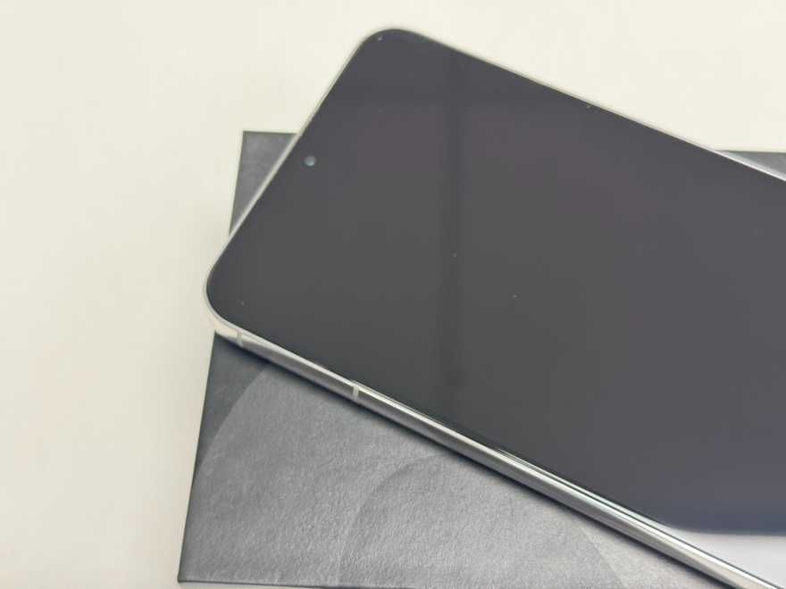 Samsung Galaxy S22+  8/256GB WHITE FASON Rzgowska 12