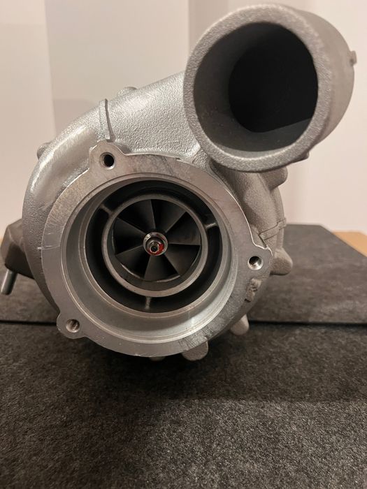 Novo turbocompressor Volvo Penta D6- /D6-300A-F /D6-300I-F /D6-310A-B