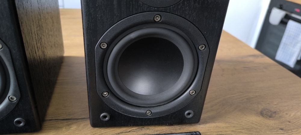 Kolumny podstawkowe DENON SC-M37