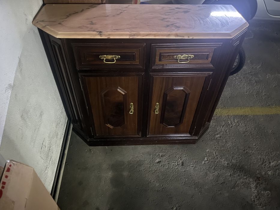 Vende se movel antigo de madeira e marmore