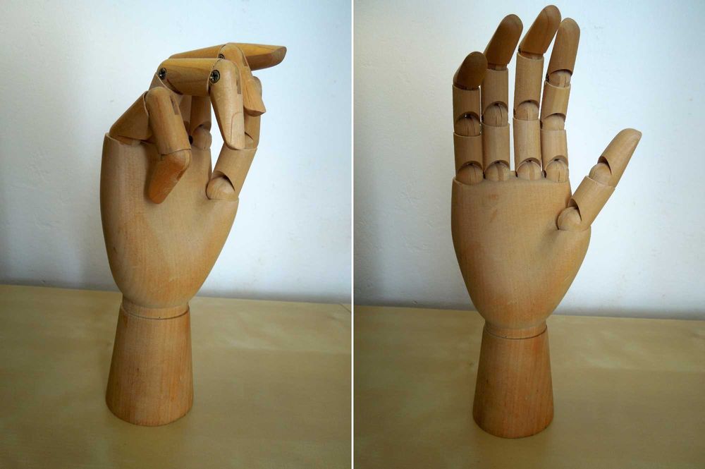 Lápis Cor Caran D'Ache, Bloco A3 Canson, Guaches, Carvão, Telas