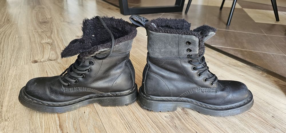 Dr. Martens damskie skórzane glany rozmiar 38 wkładka 24cm używane