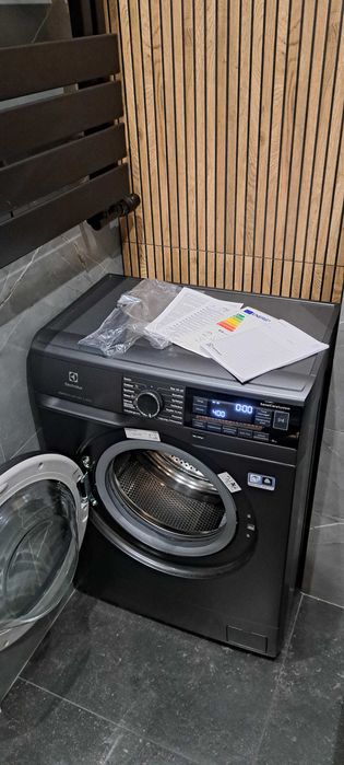 Pralka SensiCare 600 6 kg / EW6SN306SPX / Nowa / Ze sklepu 1600zł