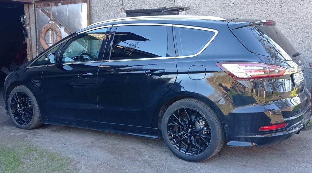 Ford 19 Czarne 5x108 Kuga EDGE Mustang Mach-E Puma S-Max Escape Felgi