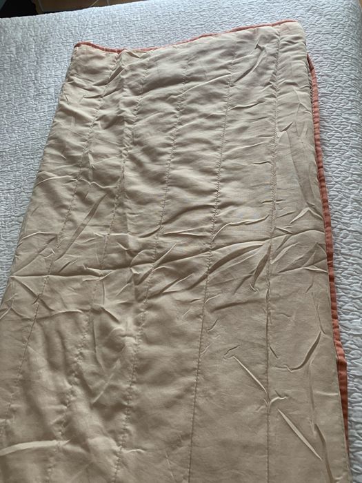 Edredon meia estaçao . Marca Kasa