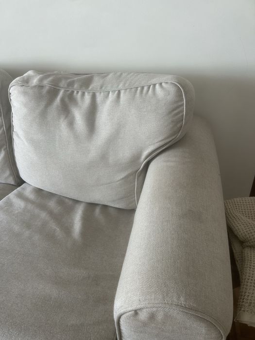 Sofá 3 lugares EKTORP IKEA com 2 capas (bege e conzenta)