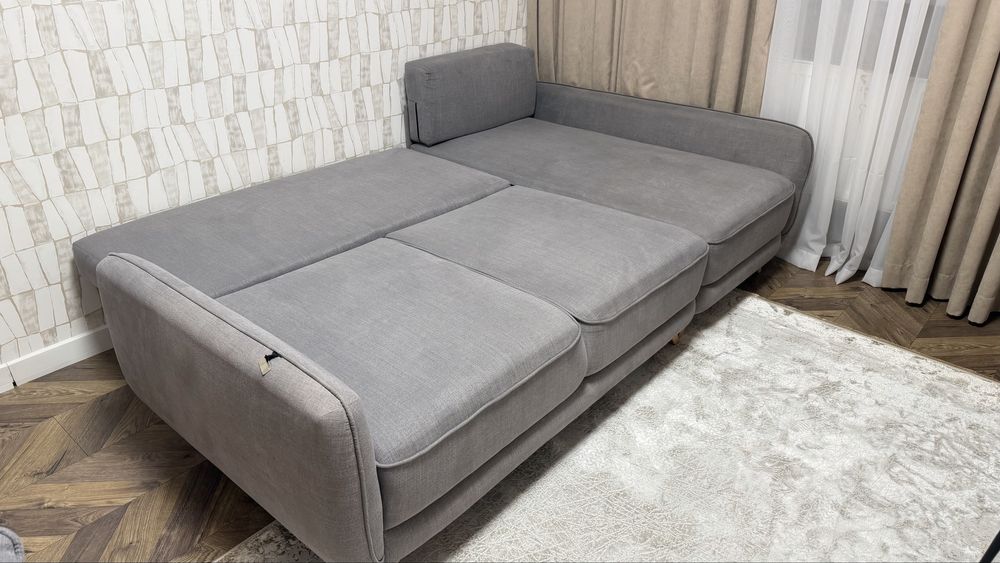 Продам куточок в гарному стані .