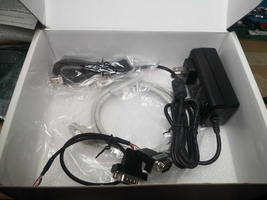 Boundary Devices SABRE Lite i.MX6 Quad + LCD8000-97C — Completo