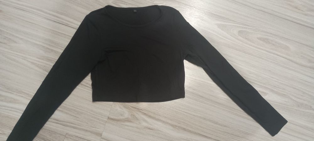 Top krótki czarny s