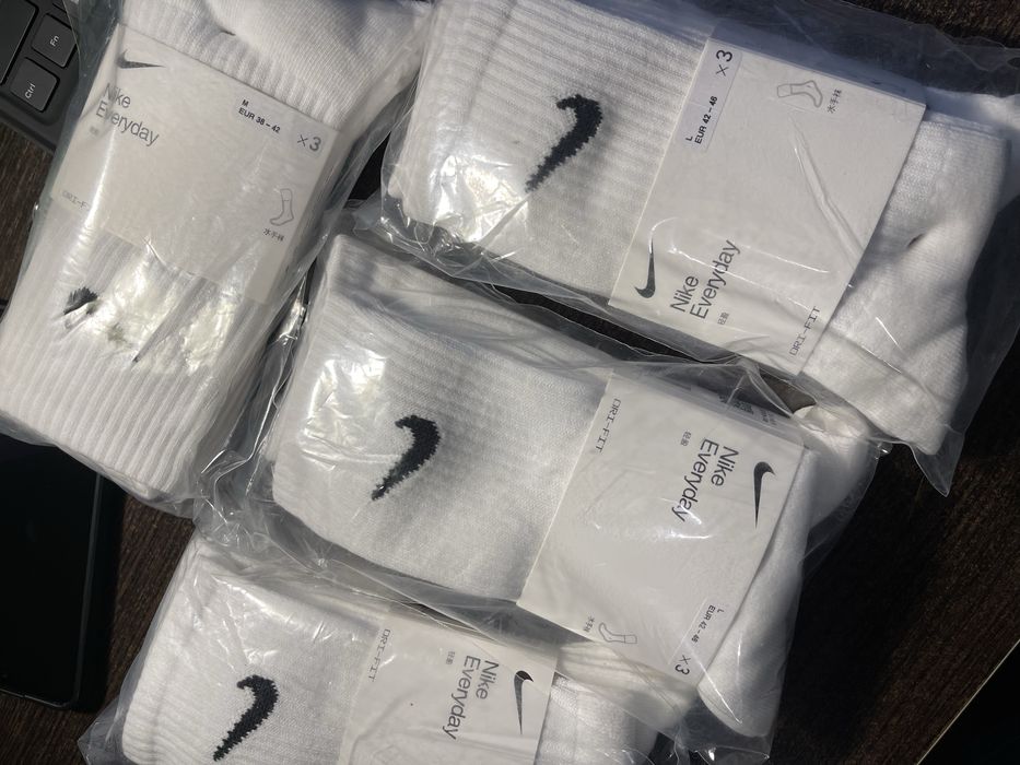 Купити носки Nike білі ОРИГІНАЛ, шкарпетки найк білі, довгі носки, Наи