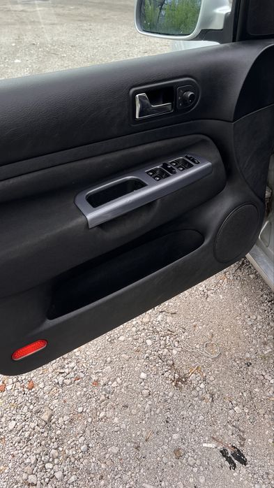 Авто Volkswagen golf  1.9  tdi