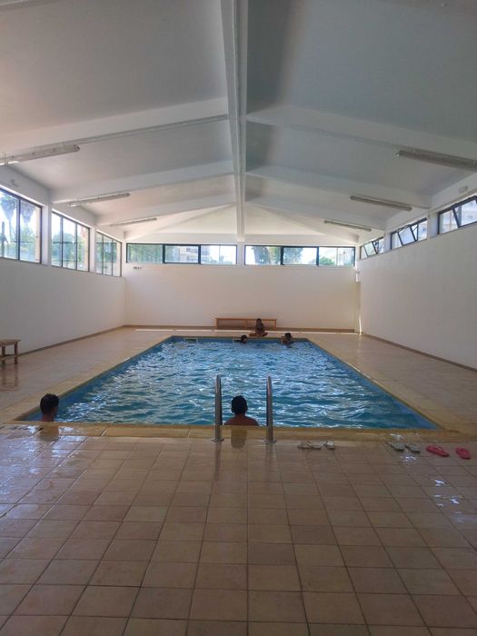 T2 FIM DE SEMANA com PISCINA AQUECIDA (c/roupas,limpeza,parqueamento)