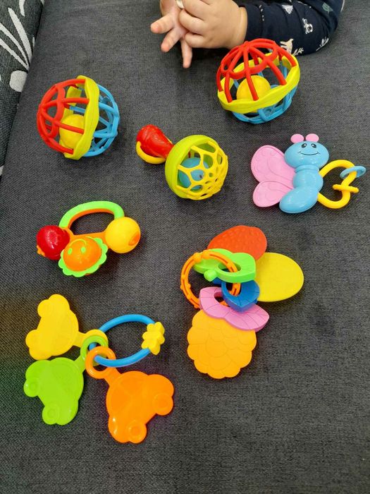 Іграшки - бряскальця - гризуни.