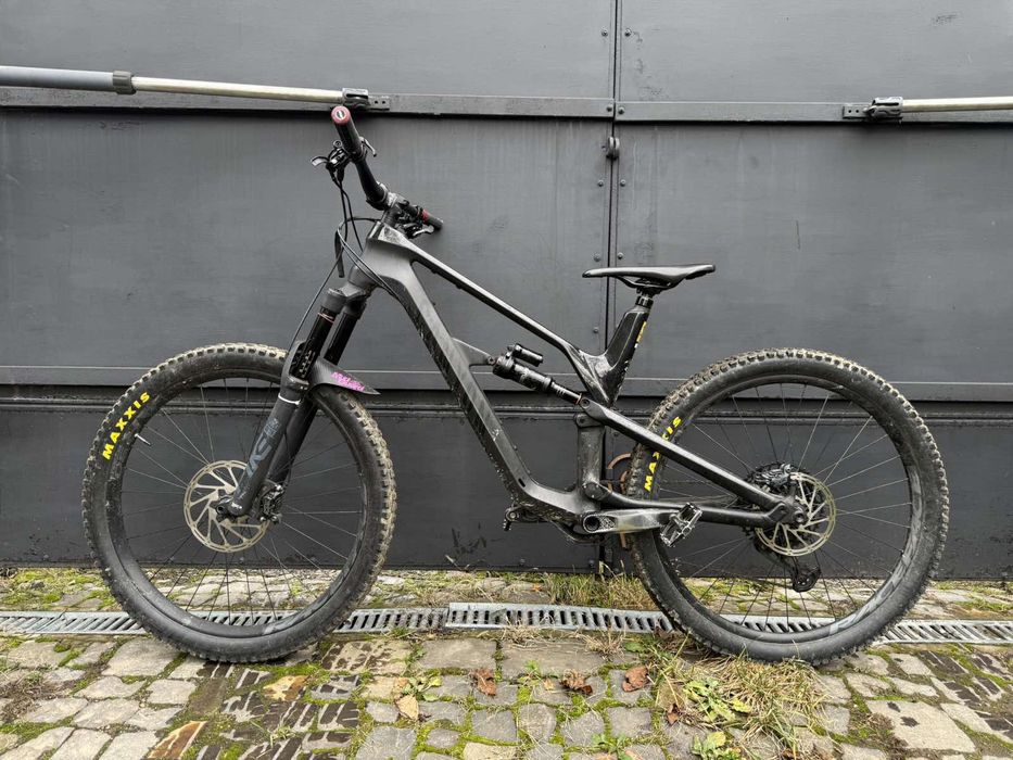 Продам свій canyon spectral cf 7