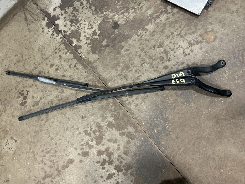 Haste das escova limpa para brisas Opel corsa D ano 2011