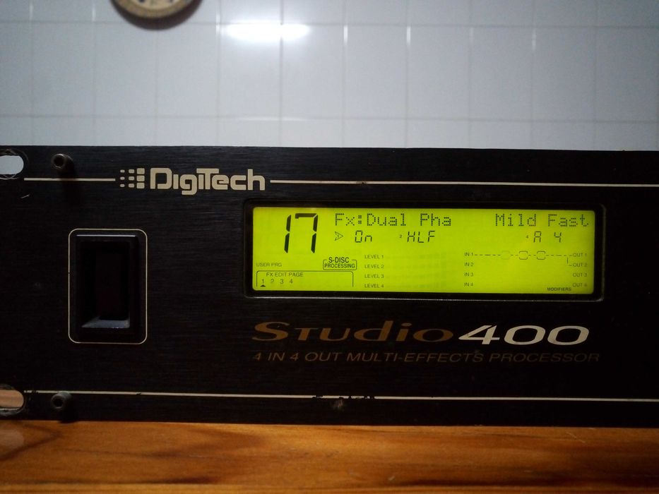 Digitech Studio 400