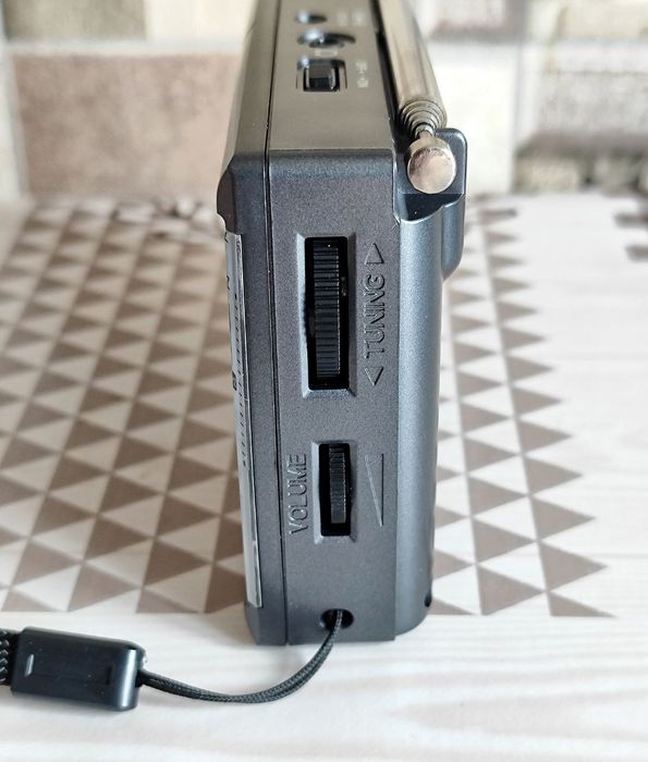 Радиоприемник XHDATA D-219 FM/AM/SW  всеволновой / Батарейки в Подарок