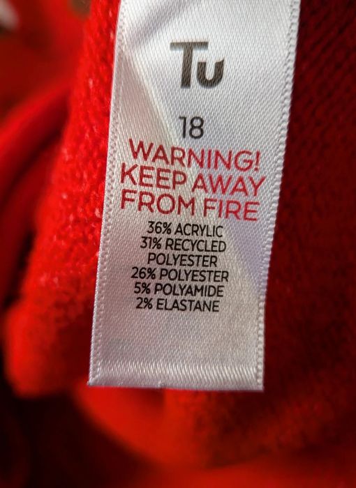 Świąteczny czerwony sweter rozmiar 46

XXXL/46/18 Bardzo dobry

TU Wom