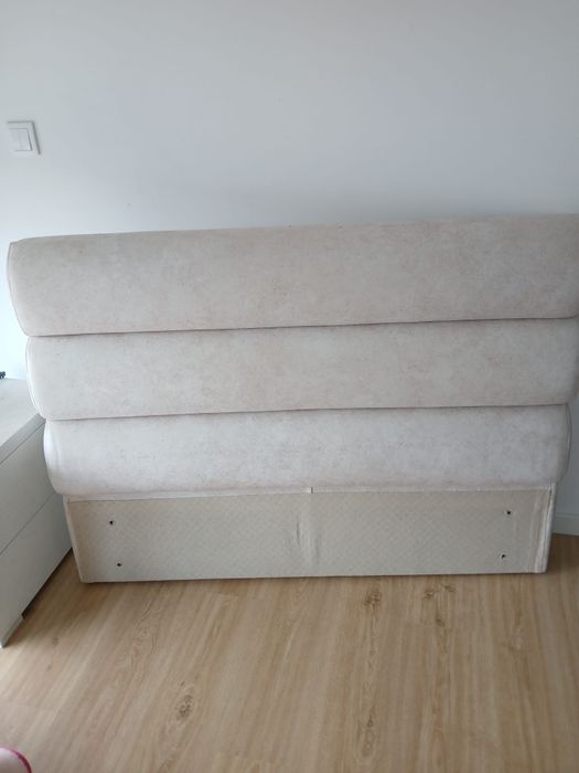 Cabeceira de cama