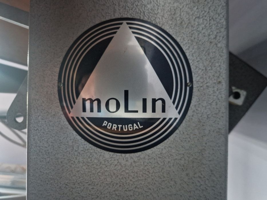 Estirador Molin e cadeira