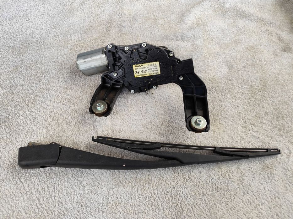 Silnik tylny wycieraczek i wycieraczki Hyundai ix35