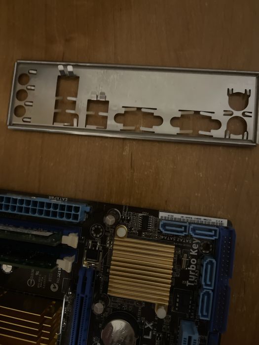 Продам материнская плата комплект ASUS P5G41-M LX