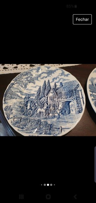 Pratos de porcelana inglesa