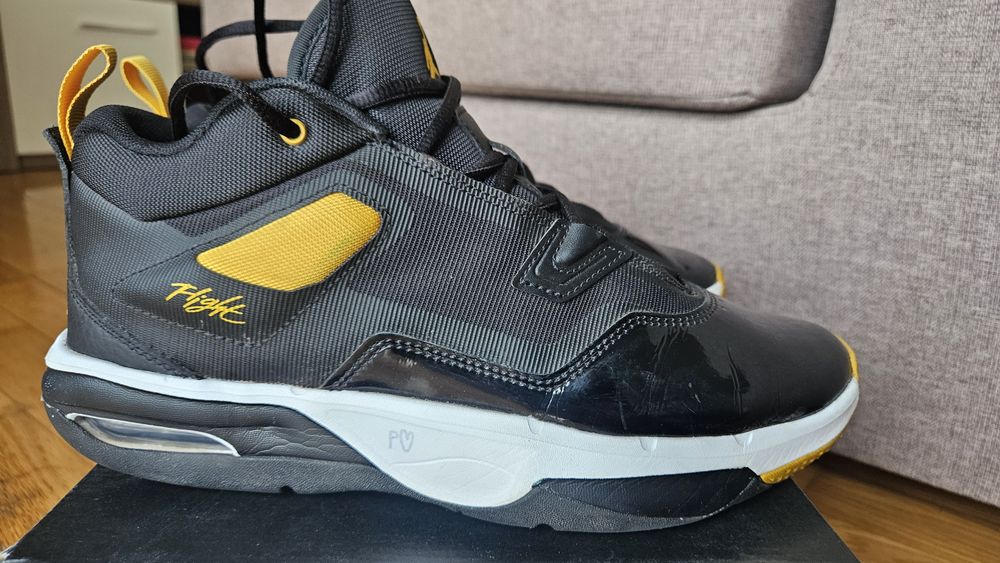 Jordan Stay loyal 3 tam42.5