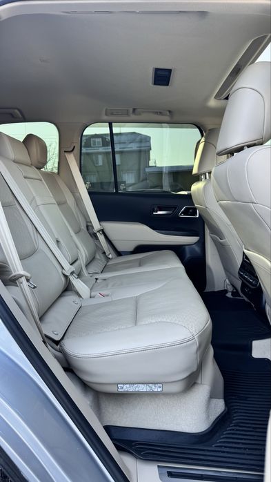 Toyota Land Cruiser Тойота 300 Premium 2022 р 3,3 дизель 10АКПП