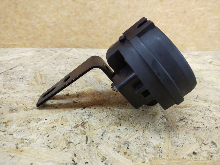 Toyota Urban Cruiser 2007-2016 Сигнал звуковой клаксон гудок