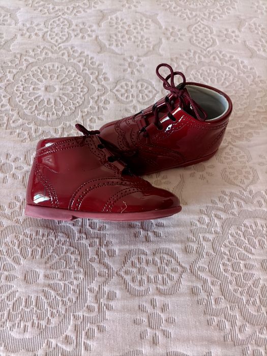 Botinha de verniz n20 rigorosamente novas