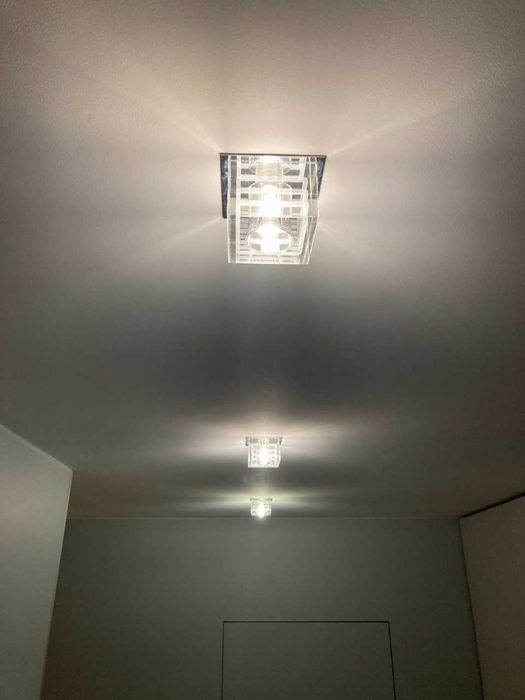 Стеклянные светильники в потолок, комплект.