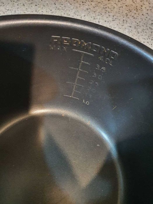 Чаша для мультиварки  4 литра  для RMC-PM4506