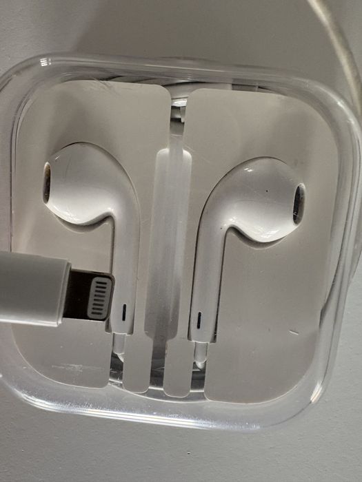 Słuchawki iphone oryginal 1 szt oraz samsung