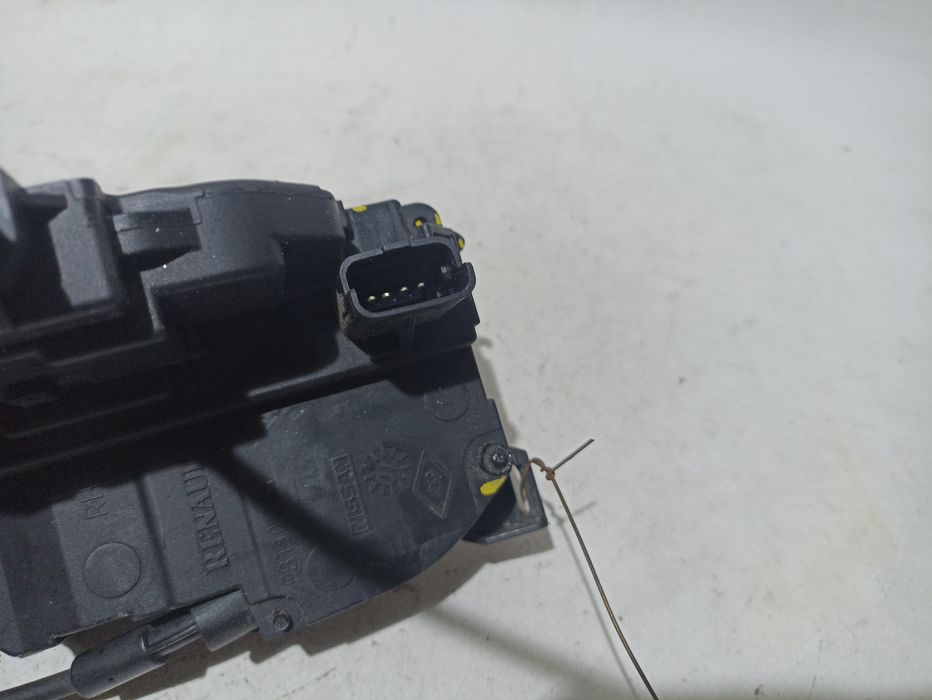 Fechadura / fecho porta frente direito RENAULT Clio III (BR0/1, CR0/1)