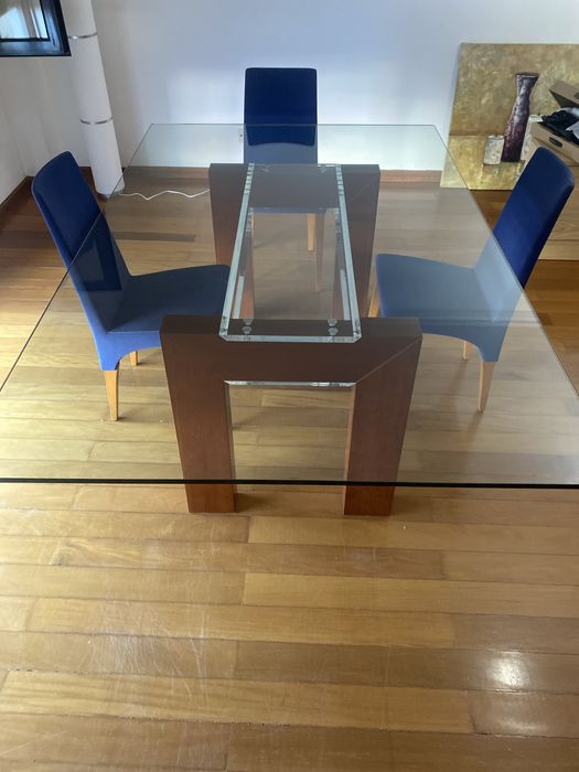 Mesa de sala de vidro
