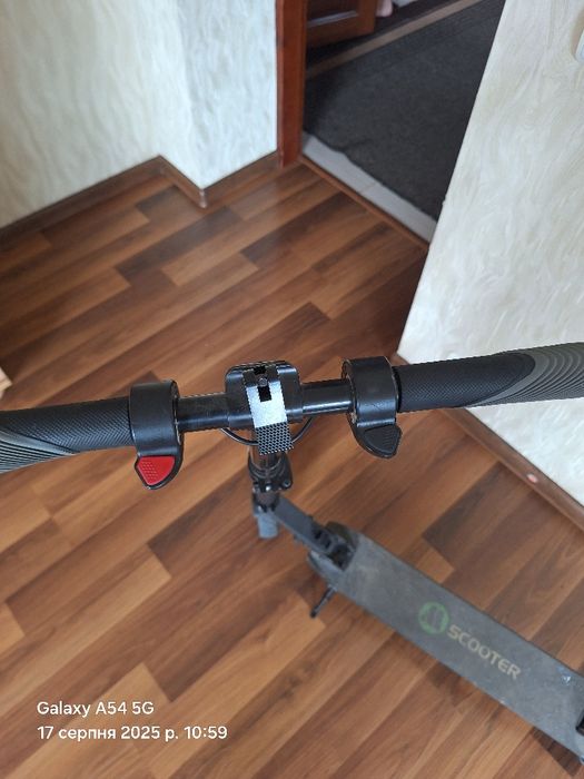 Електросамокат M-SCOOTER