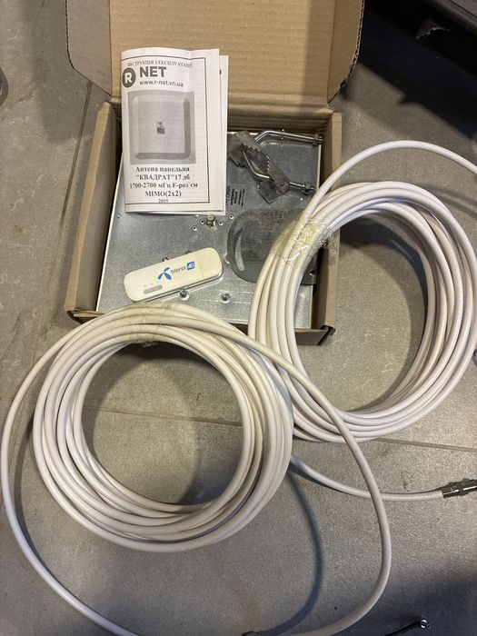 Huawei LTE USB модем з антенами