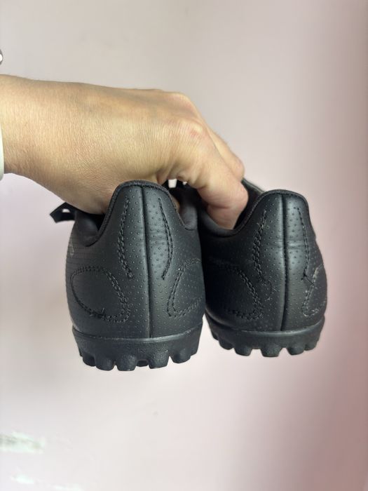 Adidas predator, сороканожки, бутси, 35