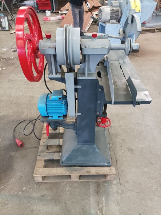 Máquinas para cortiça