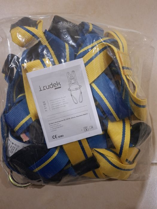 Equipamento de proteção novo para trabalhos em altura (telhados)